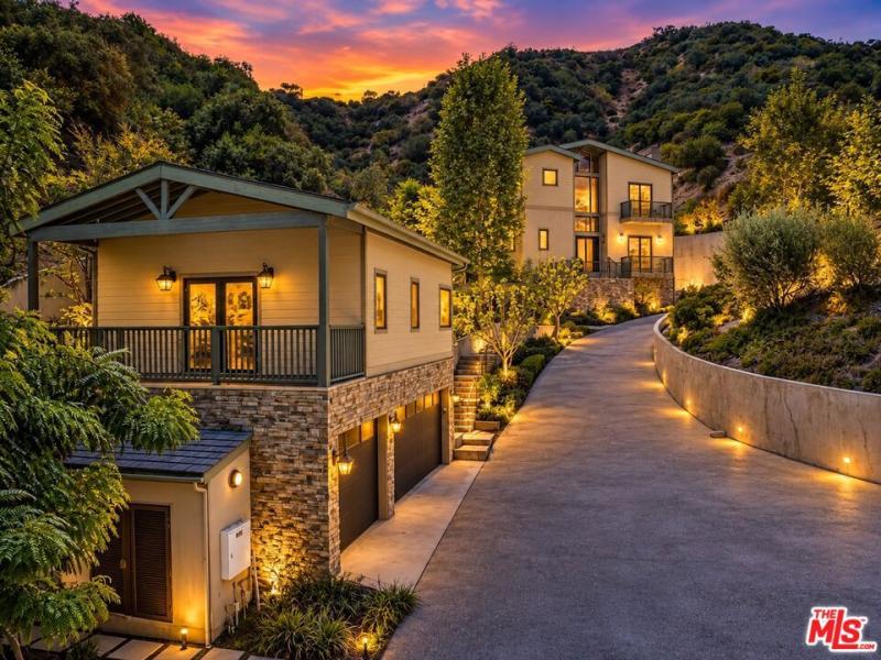 4099 Mandeville Brentwood CA 90049 | MLS #26872395 45 MLS #26872395 image #0