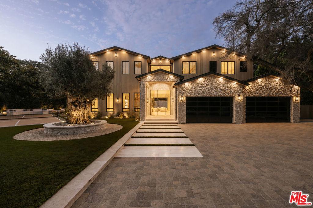 MLS #26872397 image #0