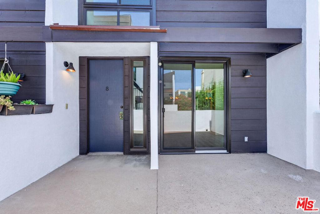 1314 17th ST #8 Santa Monica CA 90404 | MLS #26872491 45 MLS #26872491 image #0