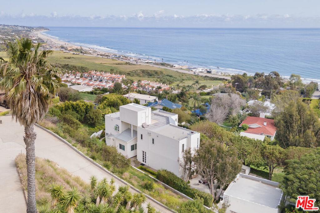31235 Bailard RD Malibu CA 90265 | MLS #26872699 45 MLS #26872699 image #0