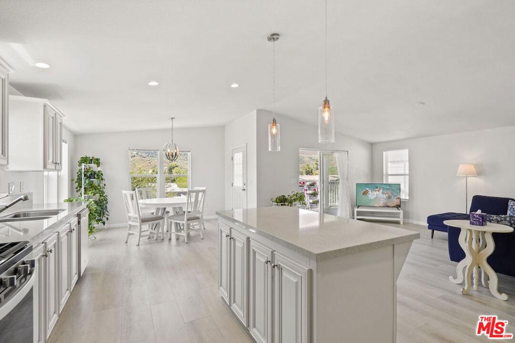 MLS #26872845 image #0