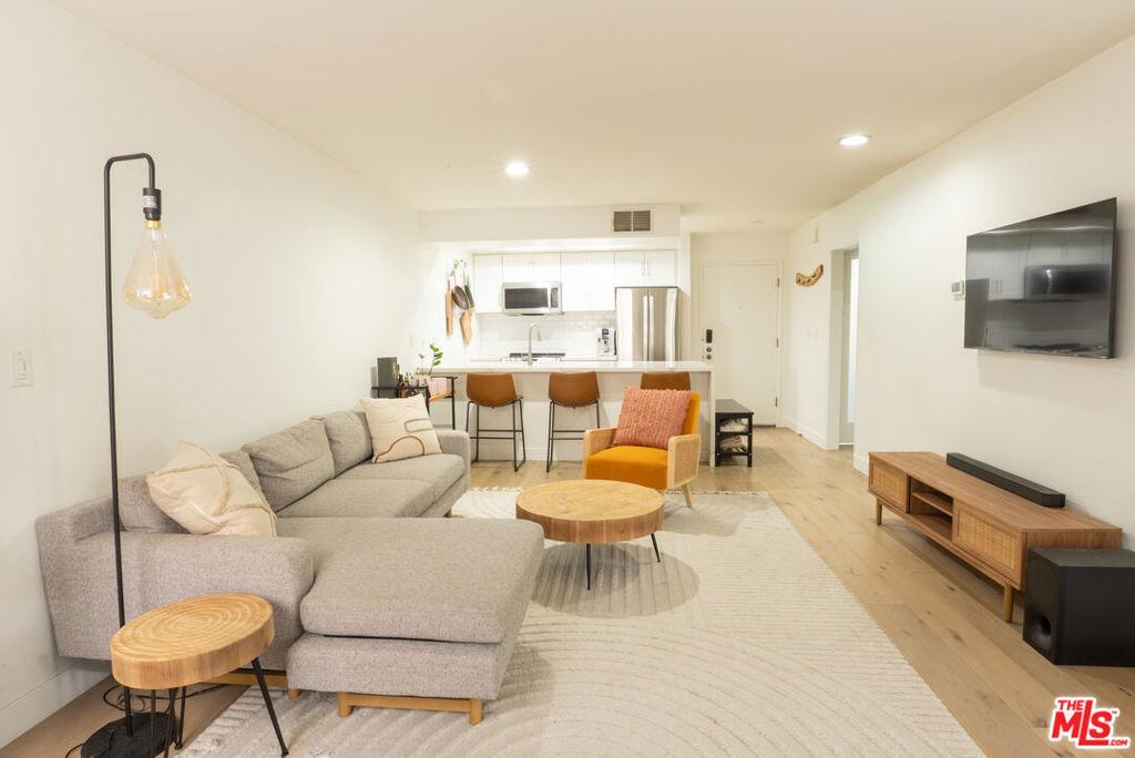 MLS #26873325 image #0