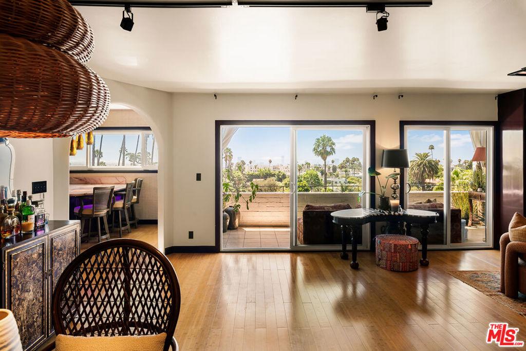 MLS #26873359 image #0