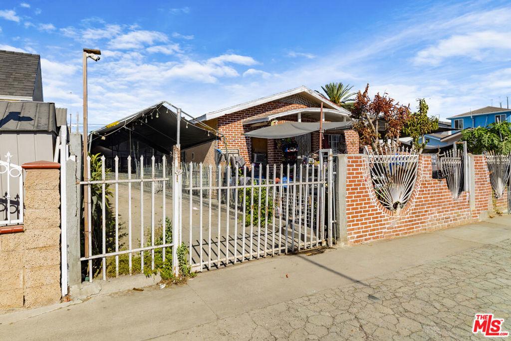 MLS #26873655 image #0
