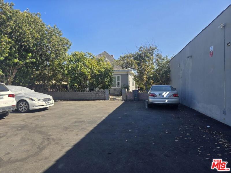 MLS #26873813 image #0