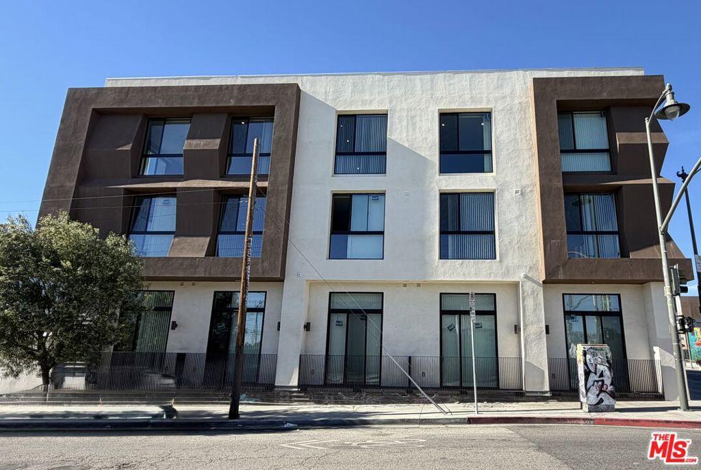 1870 E 1st ST #202 Los Angeles CA 90033 | MLS #26873905 45 MLS #26873905 image #0