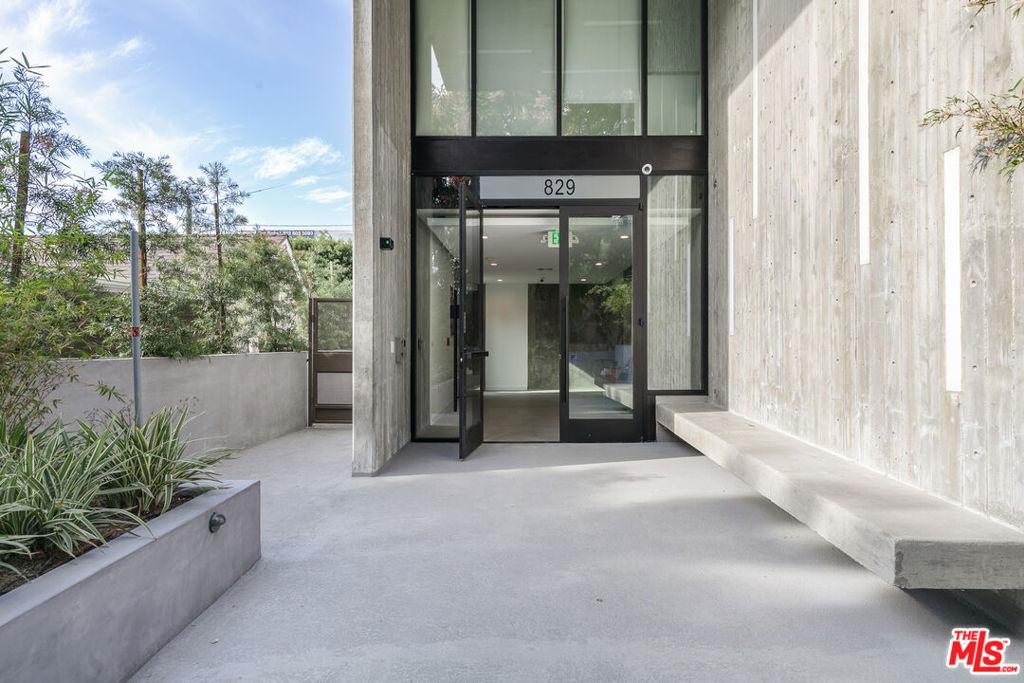 MLS #26873933 image #0