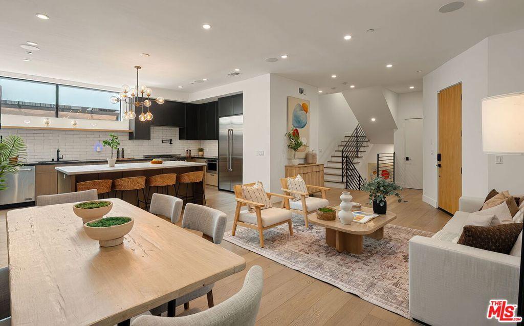 1927 18th ST #B Santa Monica CA 90404 | MLS #26874541 45 MLS #26874541 image #0