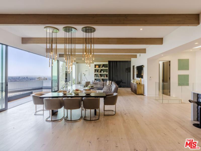 8842 Evanview DR Los Angeles CA 90069 | MLS #26874581 45 MLS #26874581 image #0
