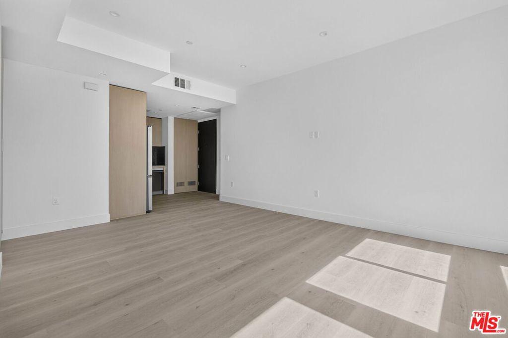 MLS #26875011 image #0