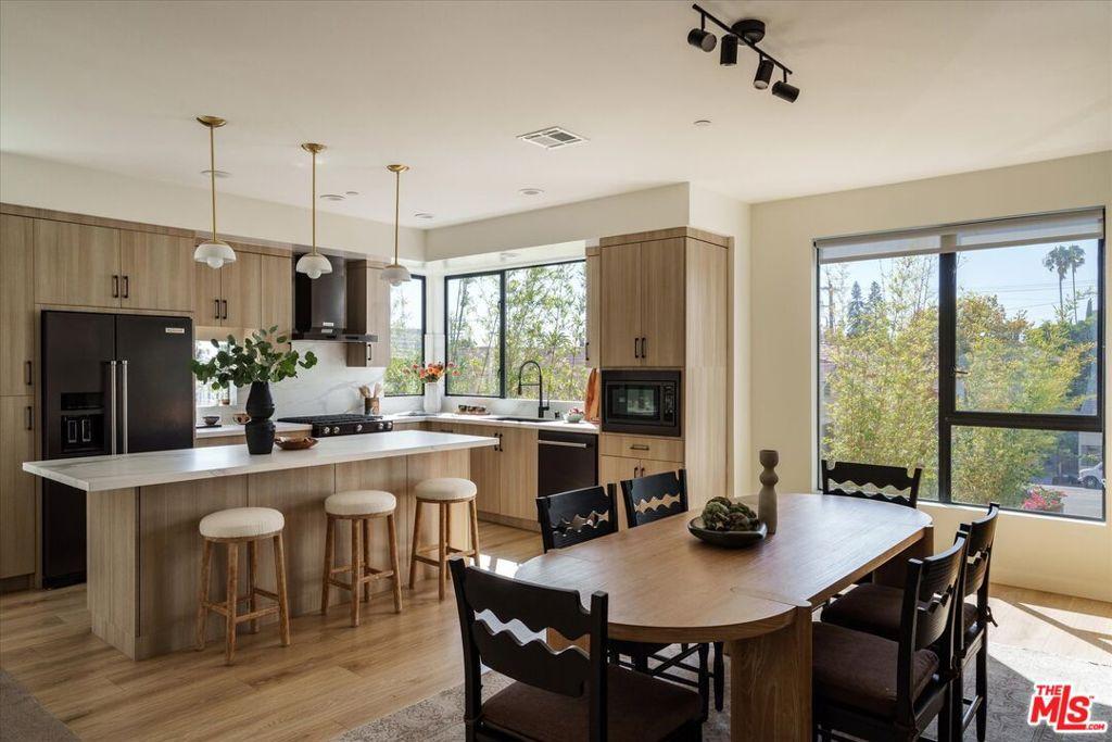 MLS #26875071 image #0