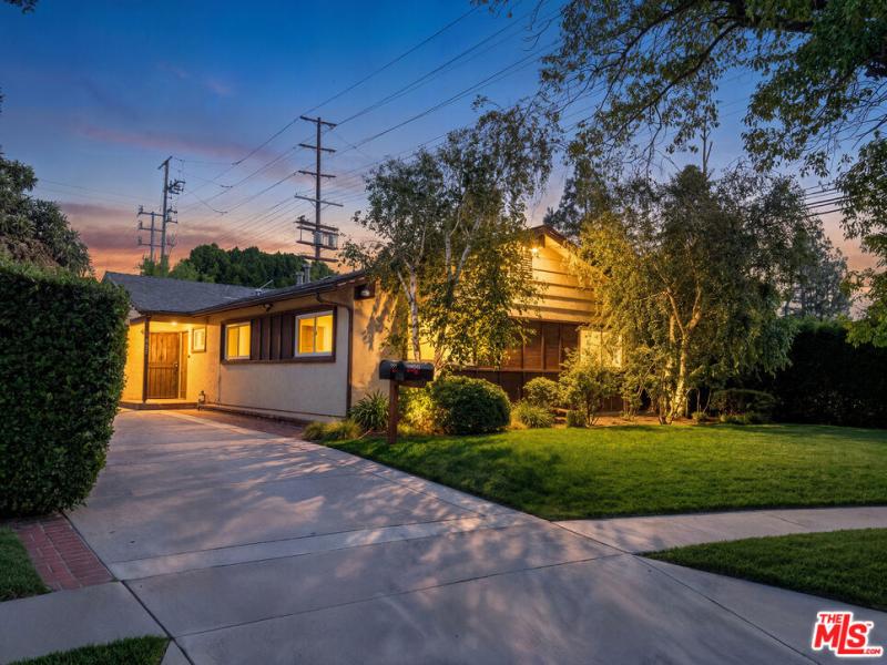 MLS #26875089 image #0