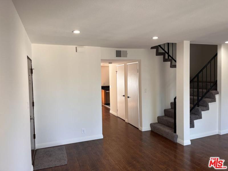 MLS #26875103 image #0