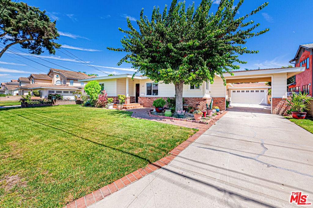 MLS #26875205 image #0