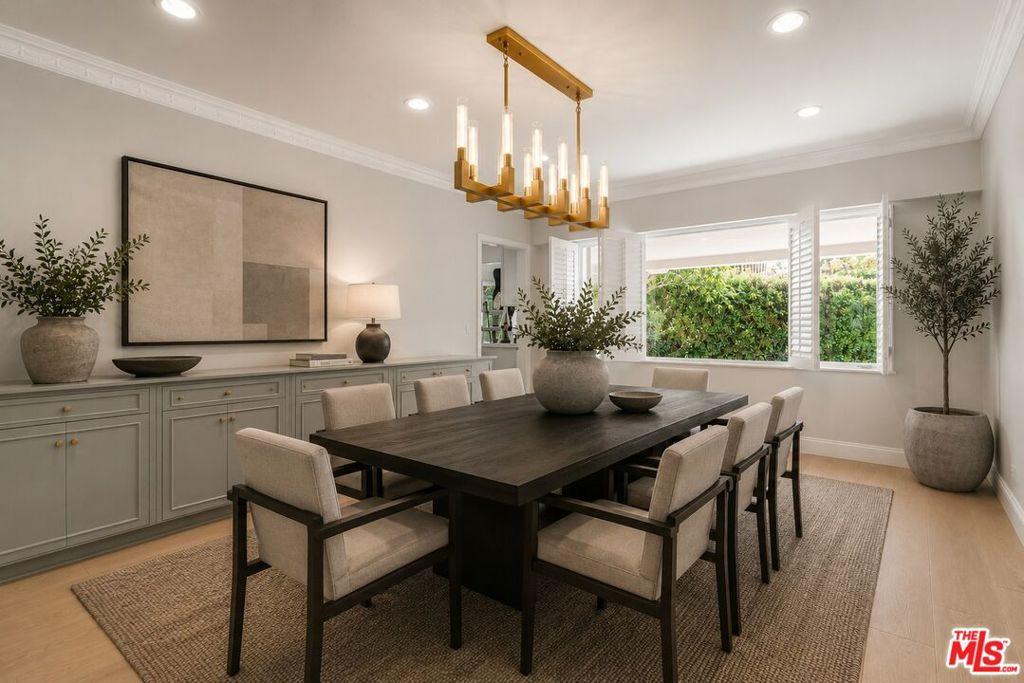 713 Walden DR Beverly Hills CA 90210 | MLS #26875295 45 MLS #26875295 image #0