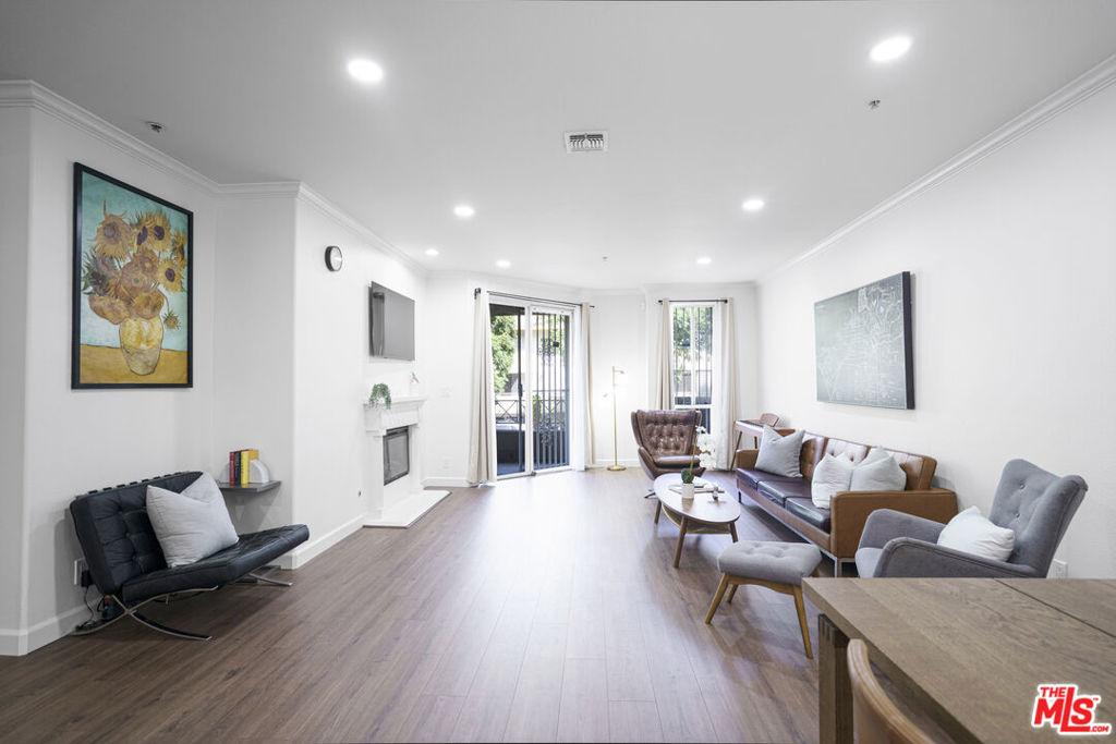 MLS #26875351 image #0