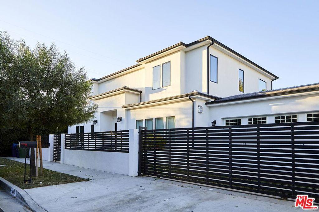 18911 HATTERAS ST Tarzana CA 91356 | MLS #26875503 45 MLS #26875503 image #0