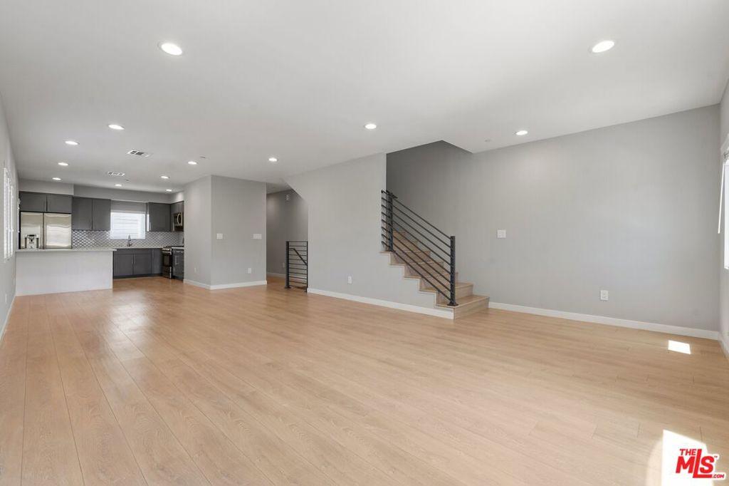 MLS #26875535 image #0