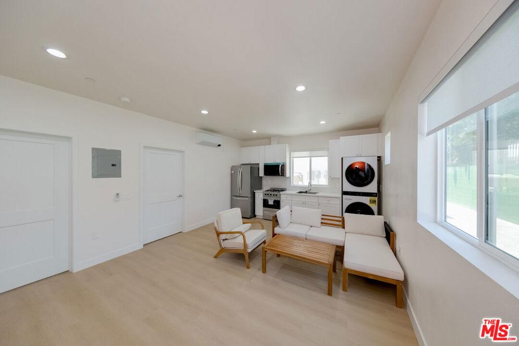 MLS #26875607 image #0