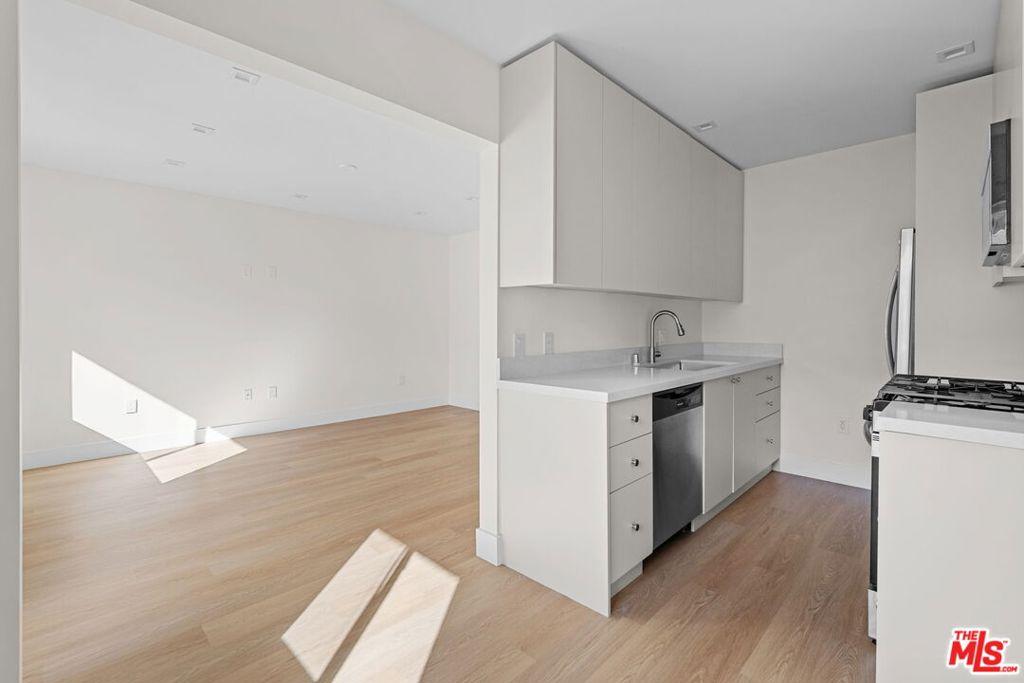 MLS #26875619 image #0