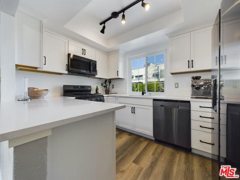 MLS #26875659 image #0