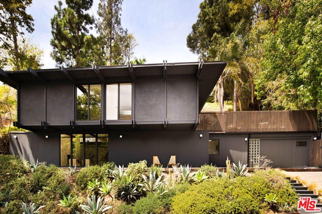 MLS #26875925 image #0