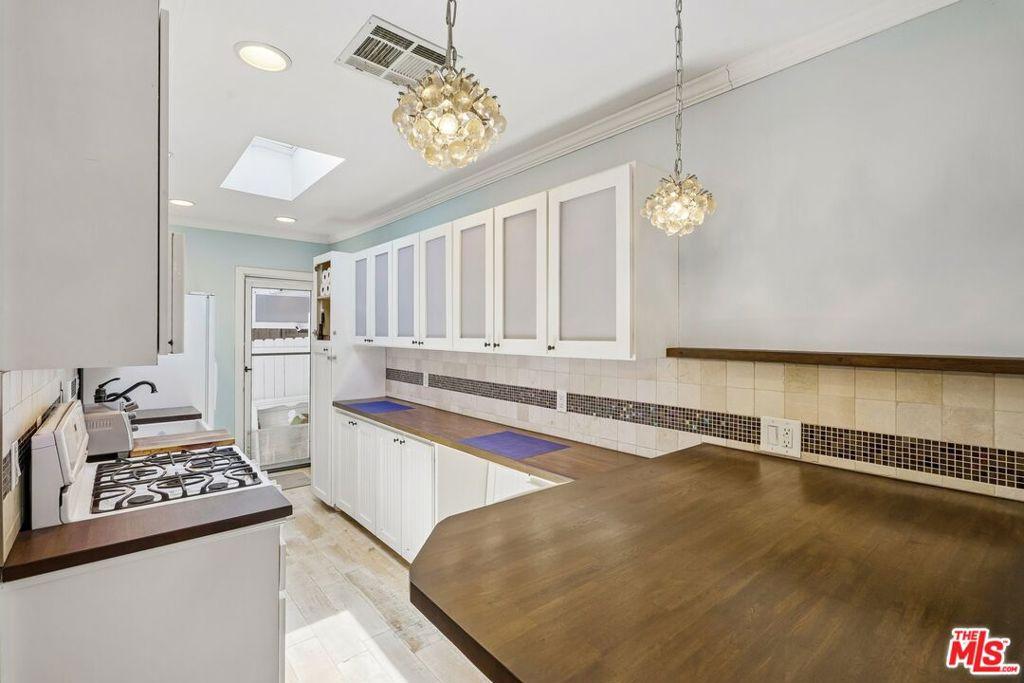 MLS #26876363 image #0