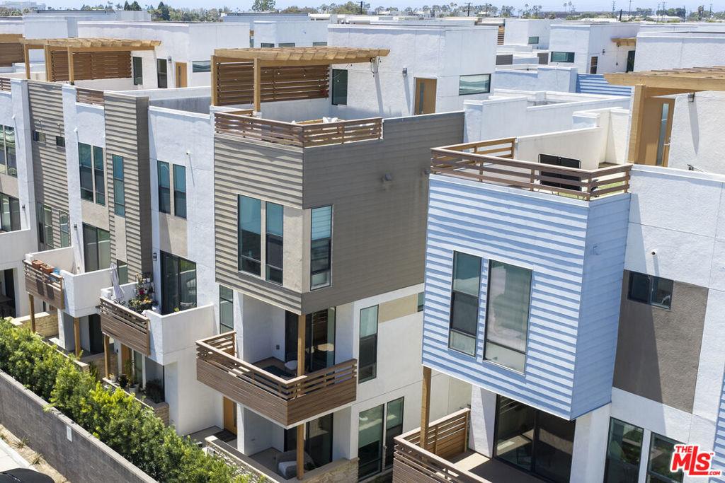 MLS #26876853 image #0