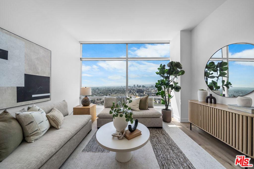 900 W Olympic BL #27D Los Angeles CA 90015 | MLS #26876917 45 MLS #26876917 image #0
