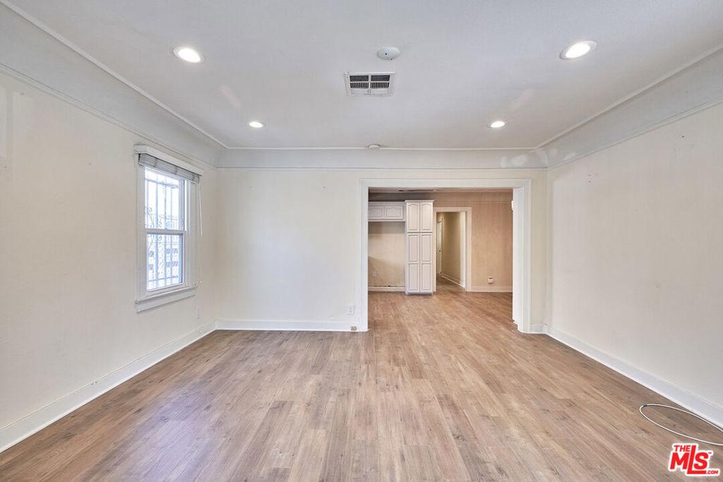 MLS #26884105 image #0