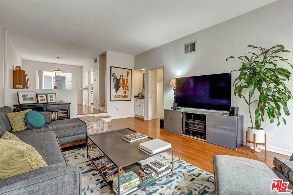 MLS #26884503 image #0
