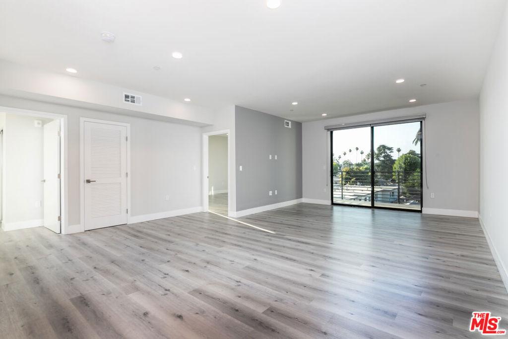 MLS #26890635 image #0