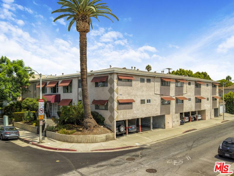 900 N Orange Grove AV West Hollywood CA 90046 | MLS #26892061 45 MLS #26892061 image #0