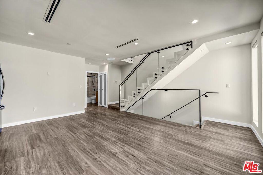 MLS #26896499 image #0