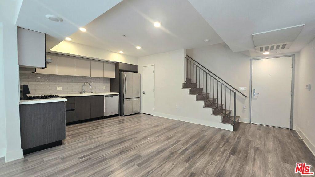 MLS #26910793 image #0