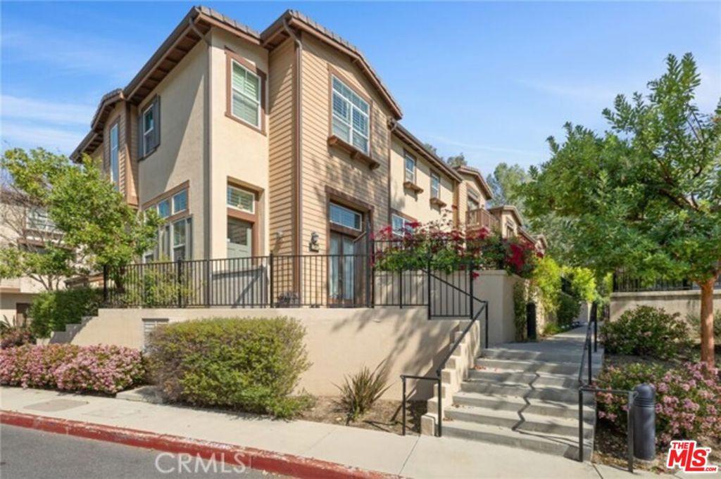 MLS #26911395 image #0