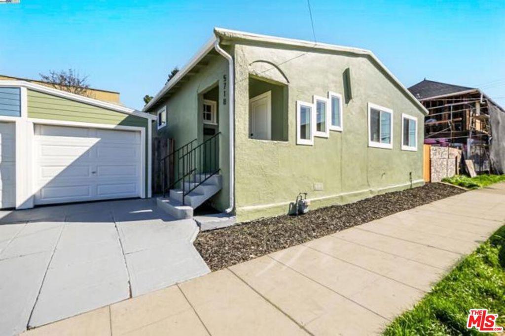 MLS #26916363 image #0