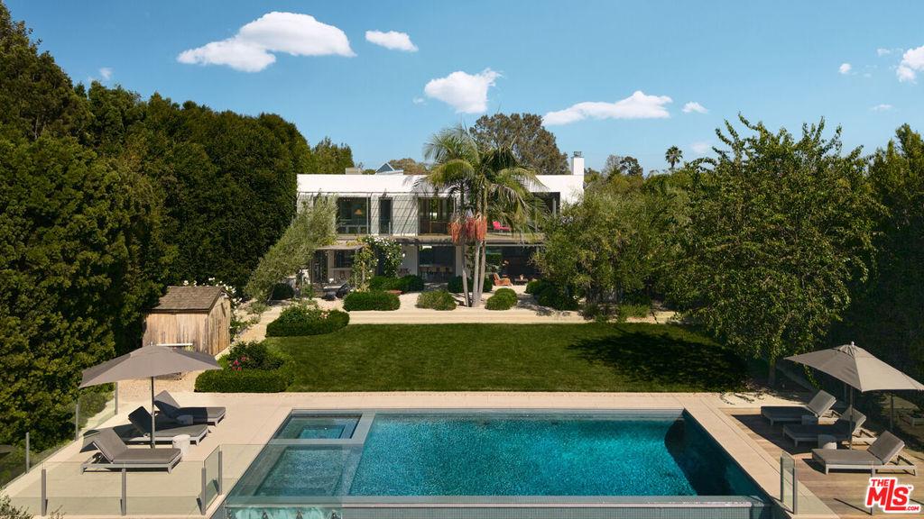 MLS #26916861 image #0
