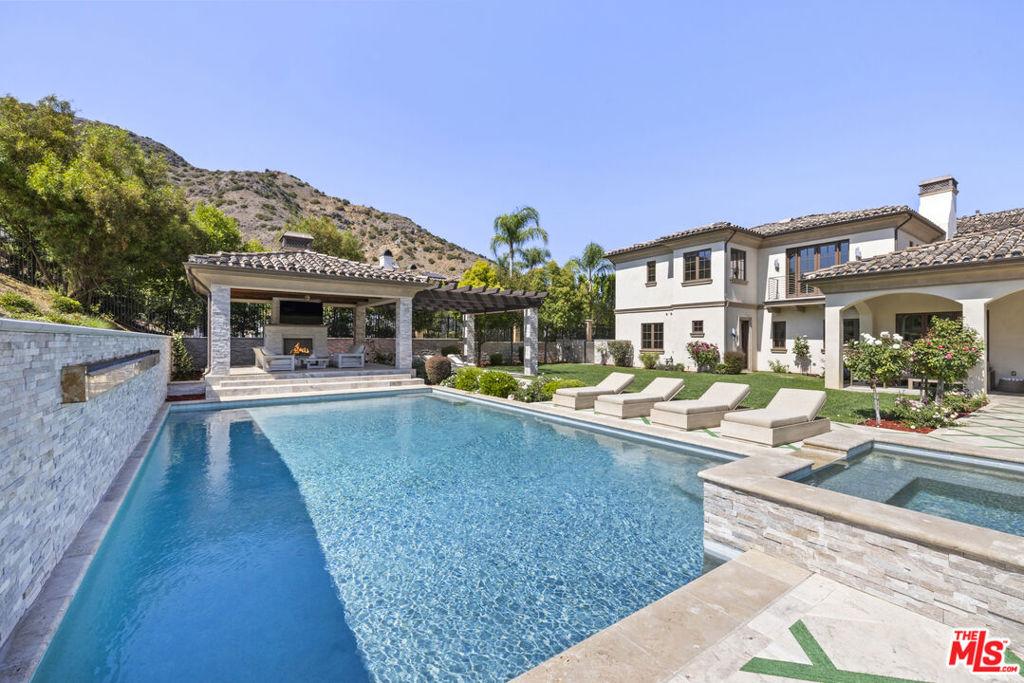29450 Malibu View CT Agoura Hills CA 91301 | MLS #26917015 25 MLS #26917015 image #0