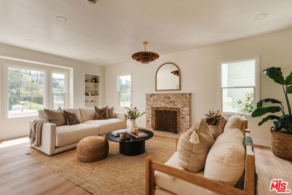 1707 Westerly TE Los Angeles CA 90026 | MLS #26925467 45 MLS #26925467 image #0