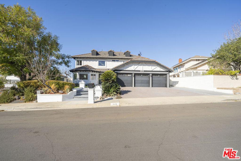 MLS #26938569 image #0