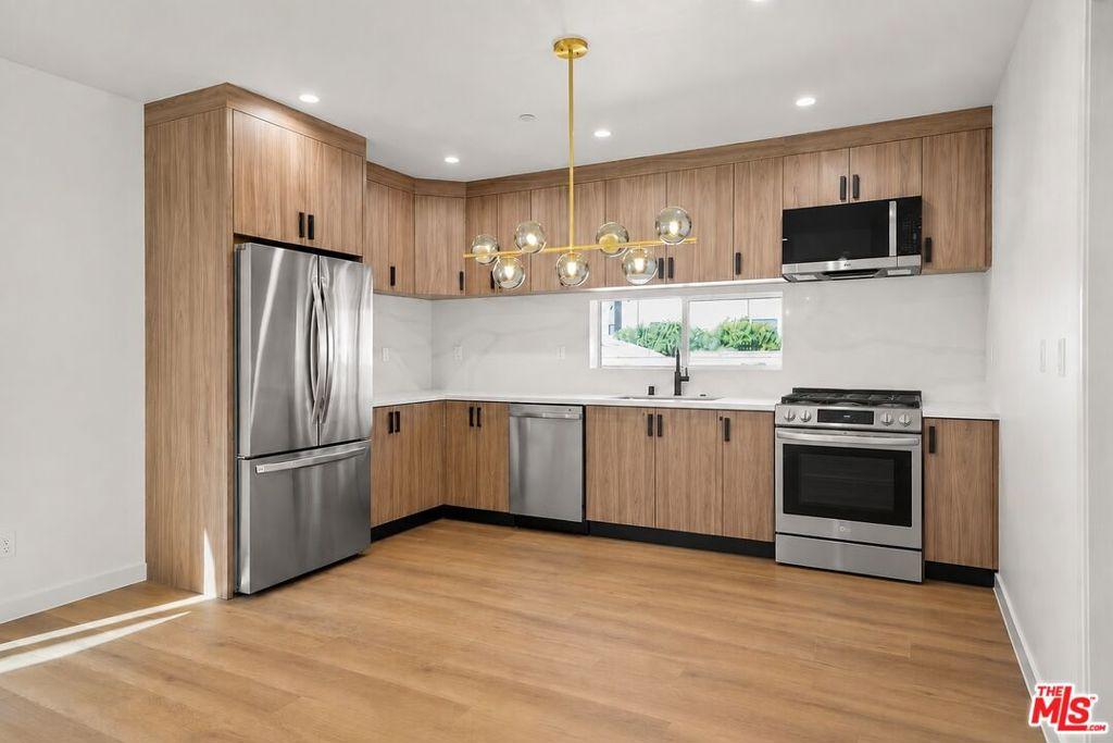 817 N Mccadden PL Los Angeles CA 90038 | MLS #26939977 45 MLS #26939977 image #0