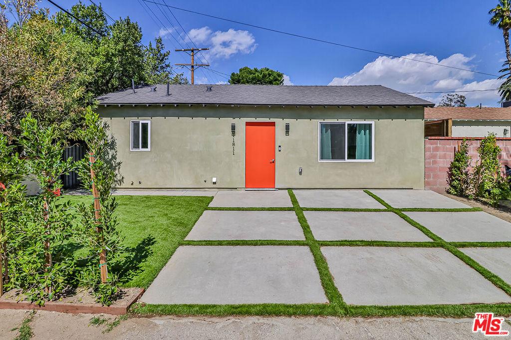 11801 Albers Valley Village CA 91607 | MLS #26959827 45 MLS #26959827 image #0