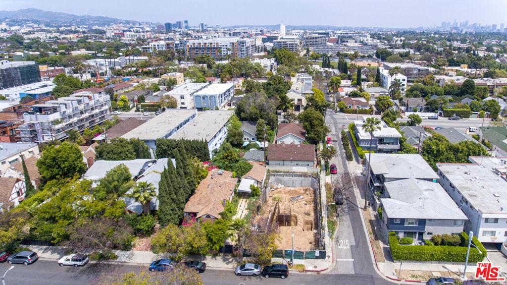 1000 N Gardner ST West Hollywood CA 90046 | MLS #26966193 45 MLS #26966193 image #0
