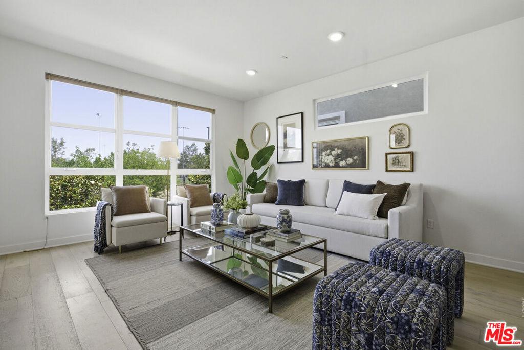 2700 E Chaucer ST #23 Los Angeles CA 90065 | MLS #26980991 45 MLS #26980991 image #0