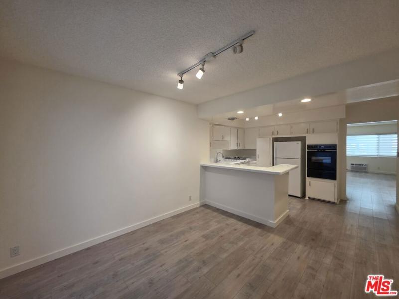 MLS #26984105 image #0