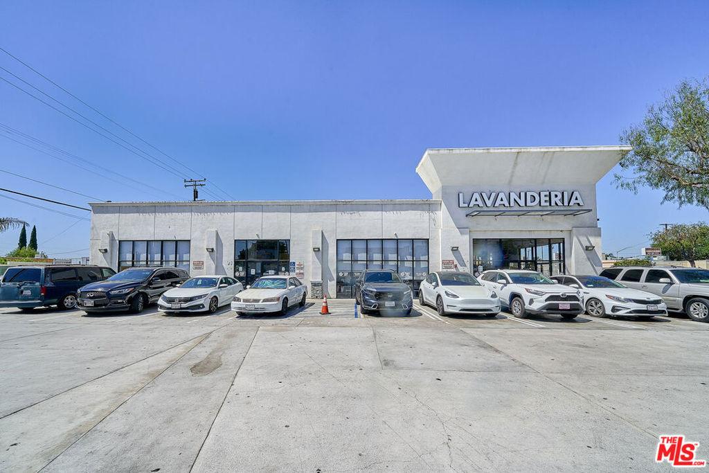 3046 E Florence AV Huntington Park CA 90255 | MLS #26984495 41 MLS #26984495 image #0