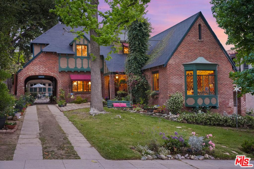 MLS #26984827 image #0