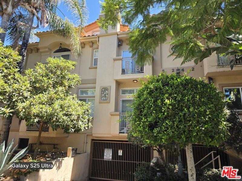 5242 Vesper AV #8 Los Angeles CA 91411 | MLS #26984893 45 MLS #26984893 image #0