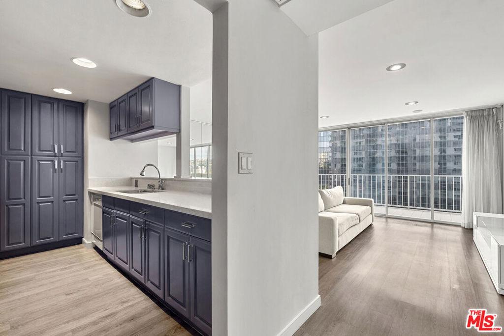 MLS #26984907 image #0